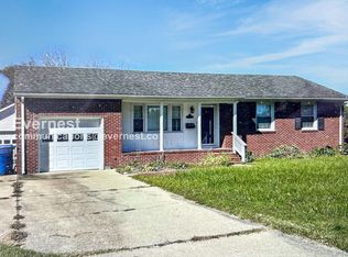 809 Raymond Ct, Virginia Beach, VA 23464