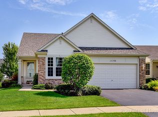 21266 Windsor Lake Ln, Crest Hill, IL 60403