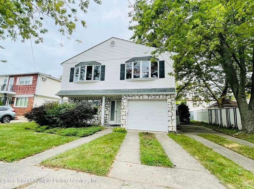 1st image of 129 Corbin Ave #1