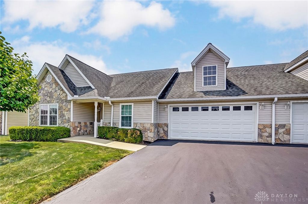 Real estate listing image