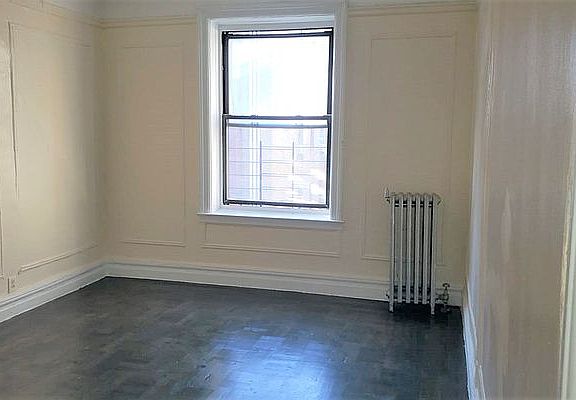 3rd image of 2800 Bailey Ave #C41