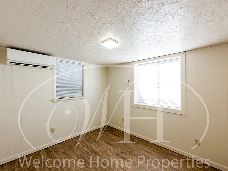 427 SW Bade Ave — Photo 8