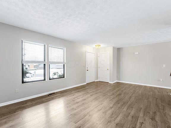 4th image of 4344 Plymouth Rock Ct