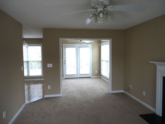 4th image of 1711 Hargrove Dr