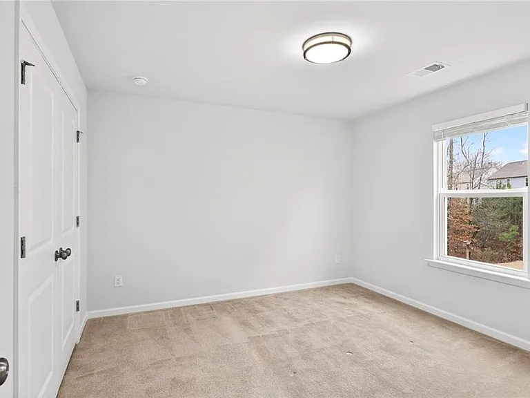 5377 Fountain Head Ln — Photo 35