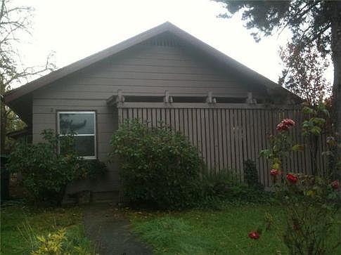 5th image of 1303 Dakota Ave