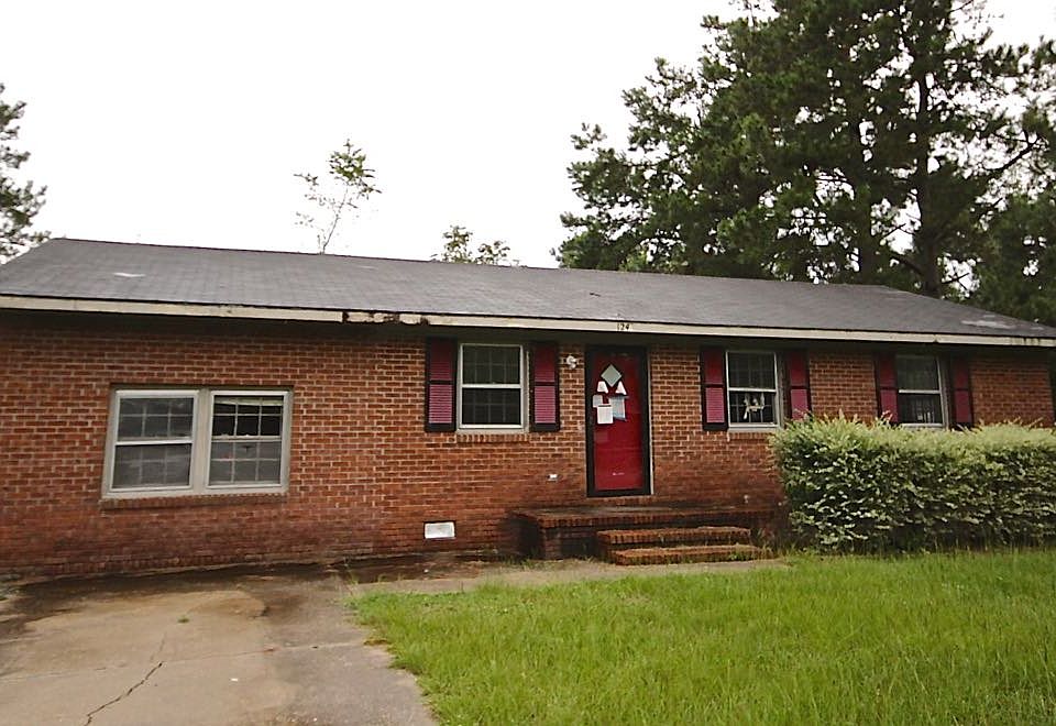 1st image of 124 Venters Ave