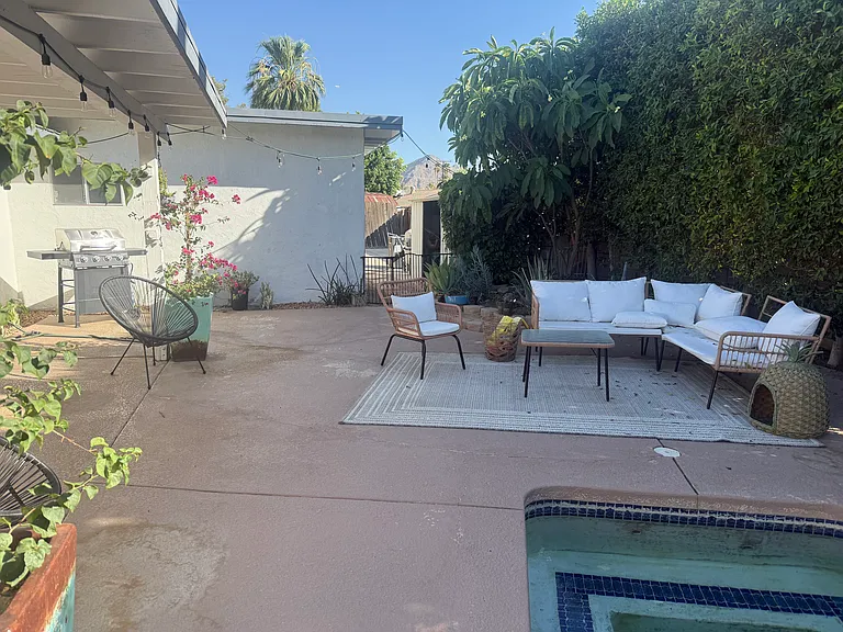 43045 Delaware St — Photo 3