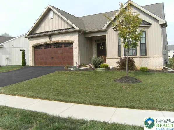 4088 Eveningstar Rd, Emmaus, PA 18049