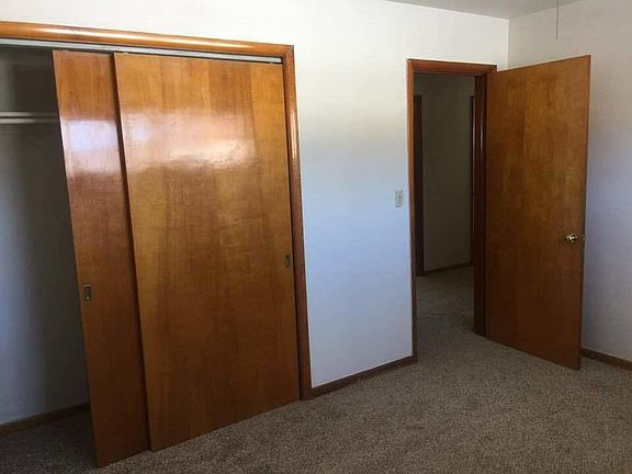 203 W 5th street bedroom 2