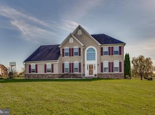 700 Farmhouse Rd, Mickleton, NJ 08056