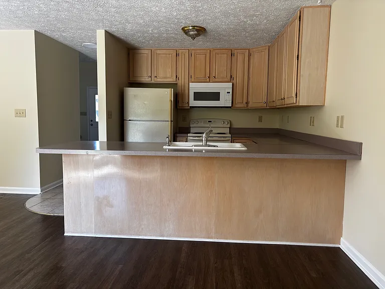 Kitchen, Dining Area