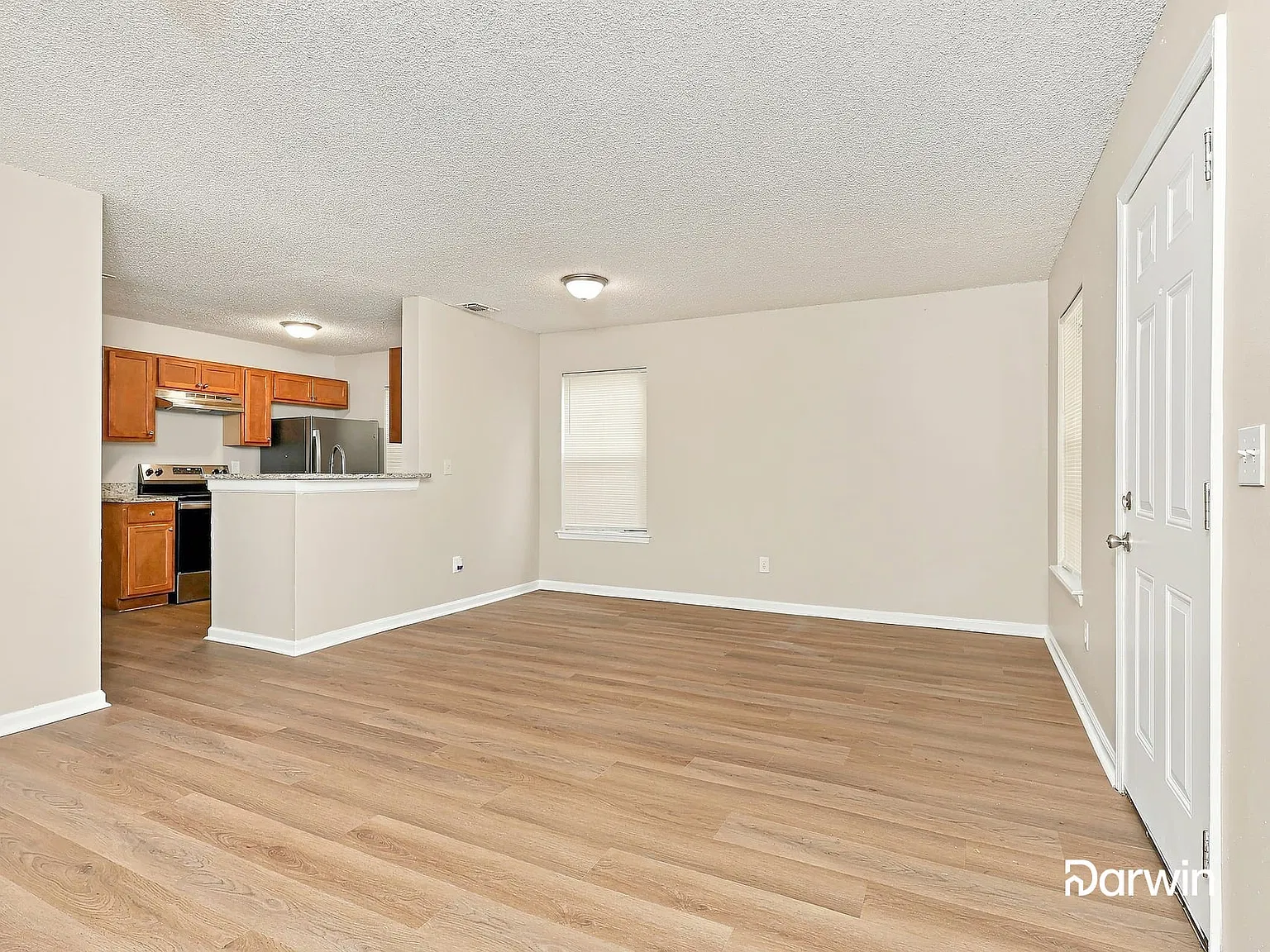 3 bed, 2.0 bath, 1173 sqft, $1,405 — Photo 4