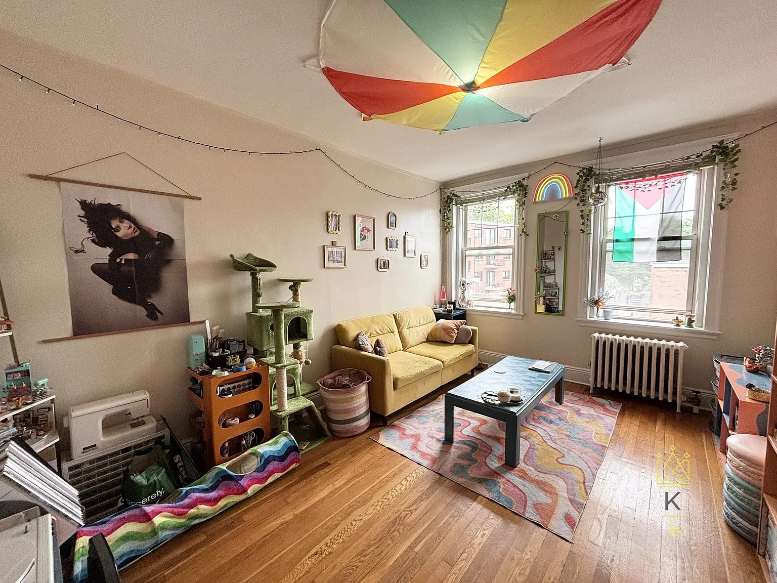 2 bed, 1.0 bath, $2,850 — Photo 2
