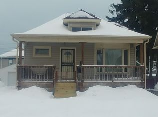 2027 Superior St, Racine, WI 53402