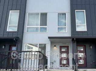 17153 SW Woodpecker Ln, Beaverton, OR 97007