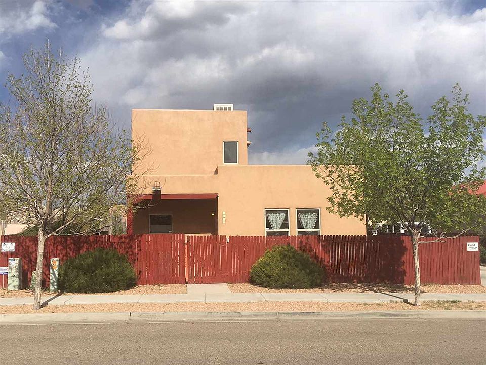 1st image of 4741 Vista Del Sol