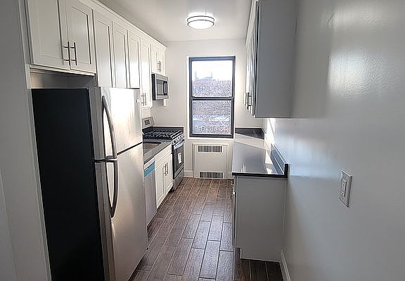 3rd image of 92-11 35th Ave APT 5M