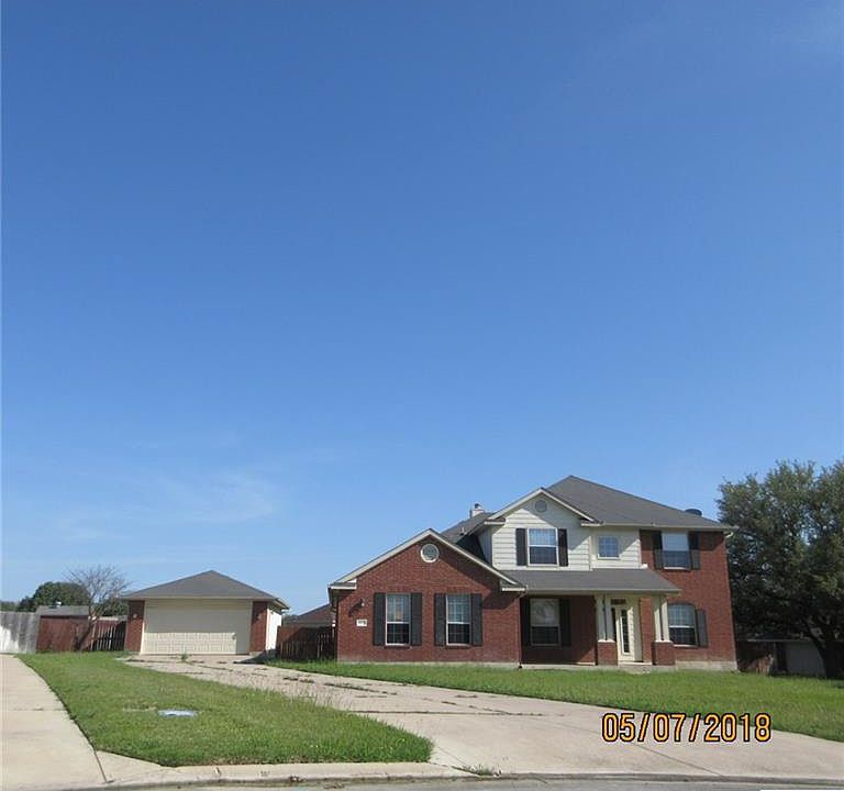 1st image of 882 Rolling Hills Dr