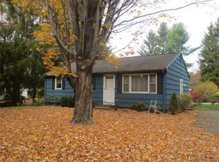 51 Pomeroy St, Easthampton, MA 01027
