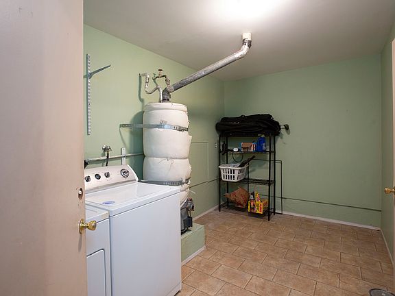 3rd image of 3984 60th St Unit 32