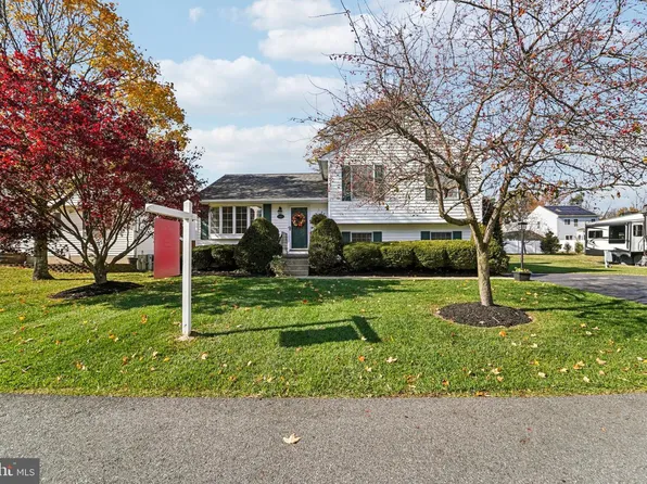 118 W Virginia Ave, Severn, MD 21144