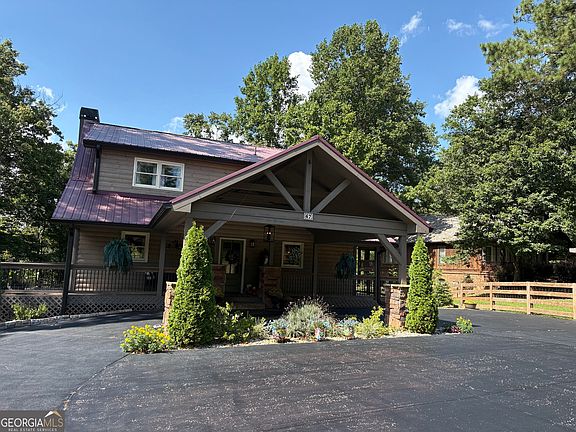 2nd image of 67 Riverwood Pl