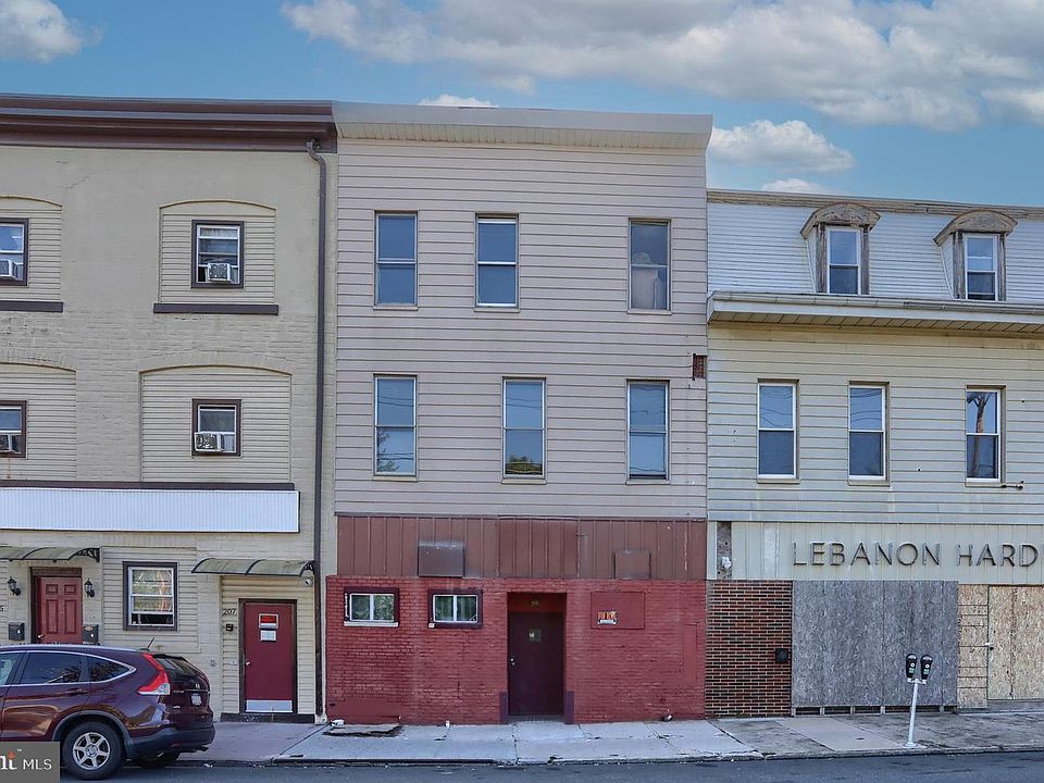1st image of 211 N 8th St