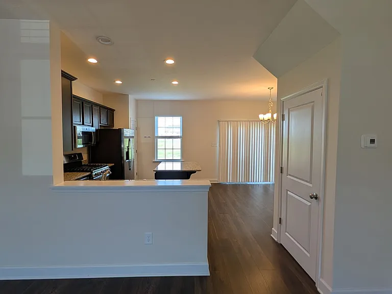 109 Holstein Dr — Photo 3
