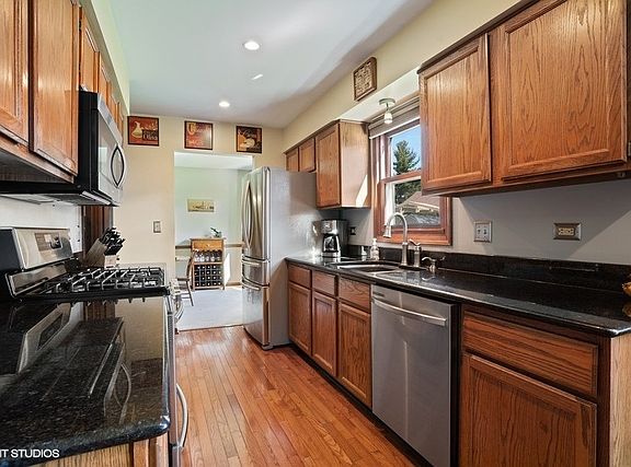 4th image of 620 Wainsford Dr