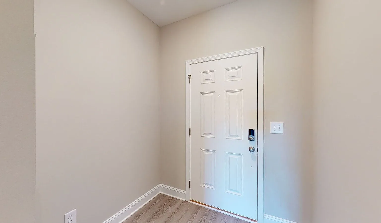 3 bed, 2.5 bath, 1658 sqft, $1,800 — Photo 4