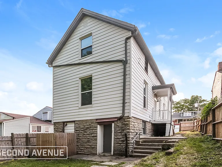 1233 Dewey Ave — Photo 21