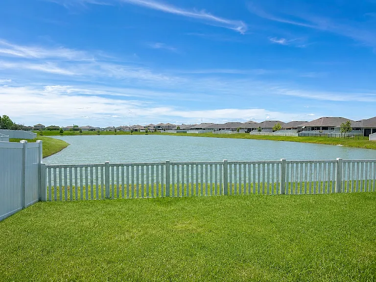 35271 Crescent Creek Dr — Photo 18