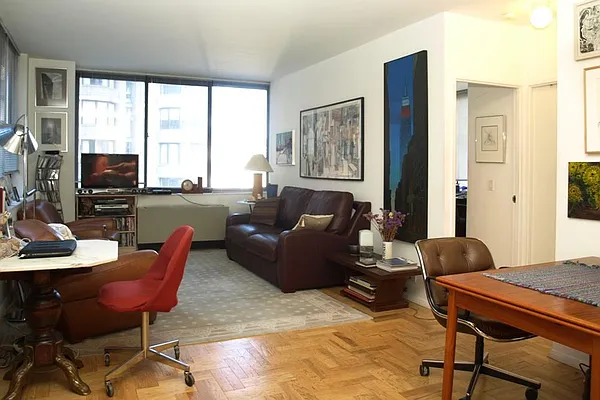 Rented by Corcoran | media 9