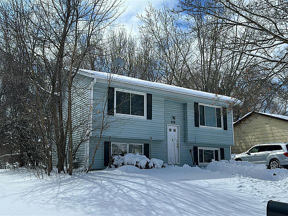 3rd image of 948 19th St SE