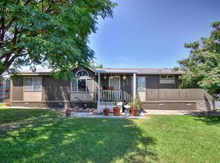 147 Village Cir #147, Sacramento, CA