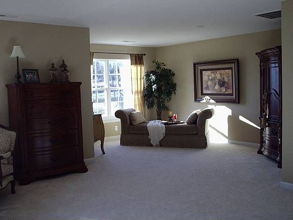 Sitting Area off Master B