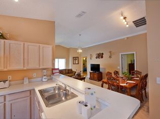 1040 Clear Creek Cir, Clermont, FL 34714