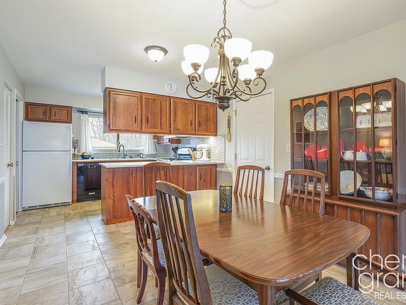 2nd image of 3955 Keeweenaw Dr NE