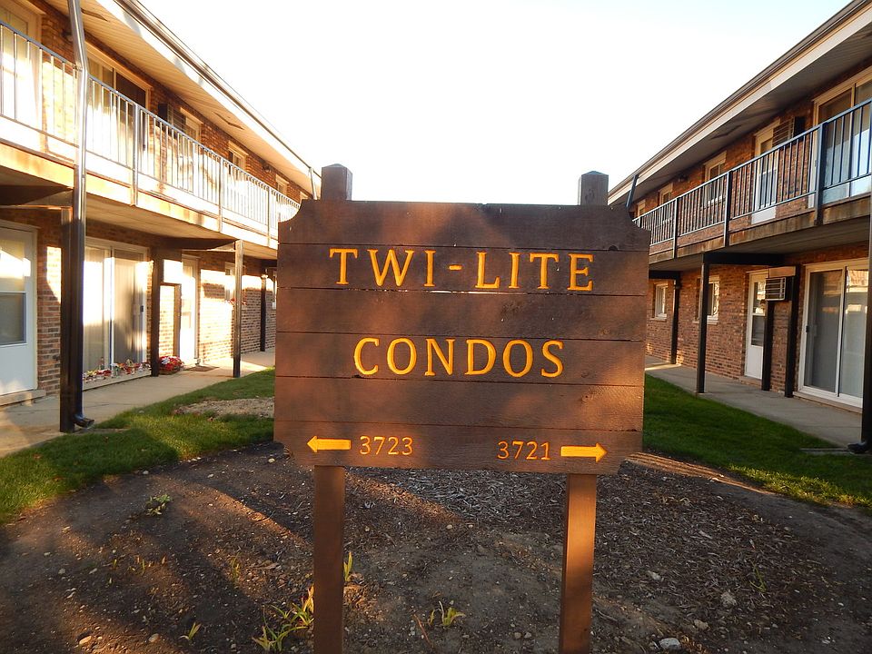 2nd image of 3721 Ruby St APT 207-S