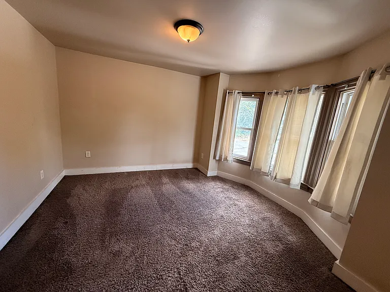 27 N Adams St #1 — Photo 9