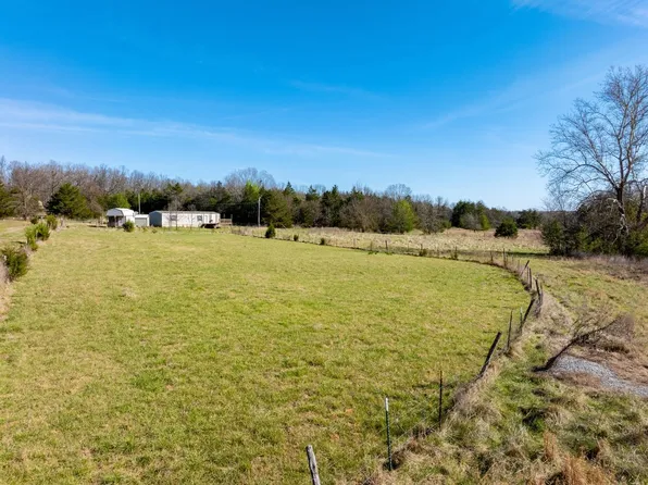 520 Needmore Rd, Evening Shade, AR 72532
