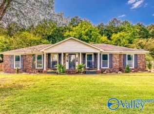 115 Oak Hill Dr, Florence, AL 35633