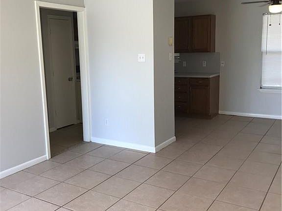 4th image of 4217 Starlite Ln