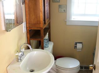 43 Flintstone Rd, Narragansett, RI 02882