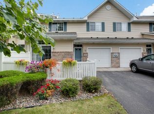 17864 Cobblestone Way, Eden Prairie, MN 55347