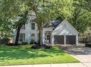 1820 Rolling Ridge Dr, Grapevine, TX 76051