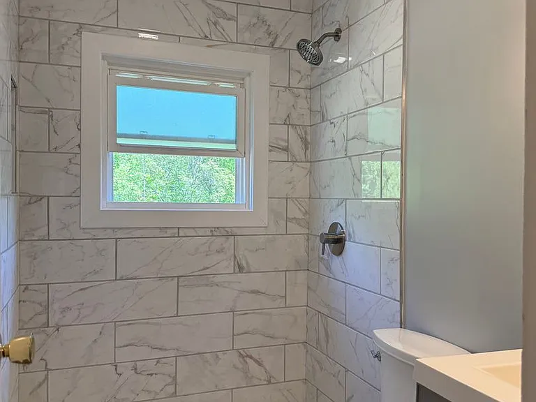 725 Ridge Rd — Photo 11