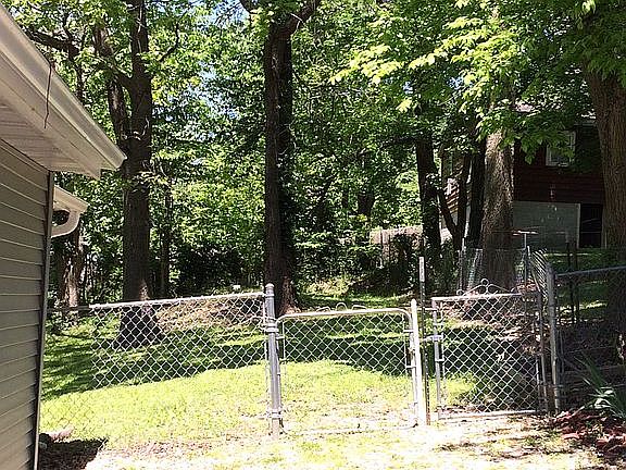 5th image of 1424 Lawton Ave