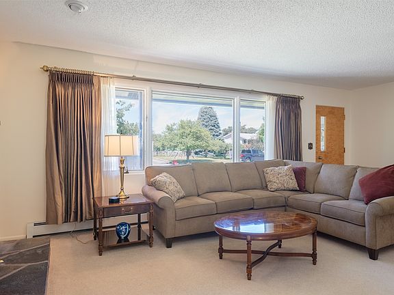 5th image of 4539 Edward Ave